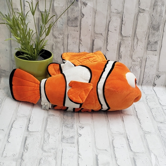 Disney/Pixar Finding Nemo Nemo Plush - Picture 2 of 8